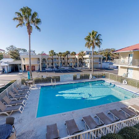 Dunes Inn & Suites - Tybee Island Exterior photo